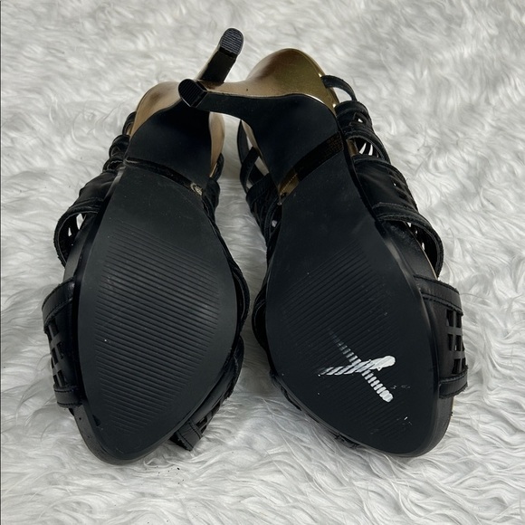 Colin Stuart Black Cutout Heels - Picture 6 of 6